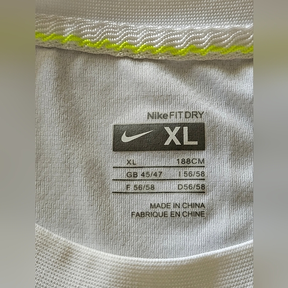 Nike FIT DRY White Green Navy Short Sleeve T-Shirt Men's XL Performance NWOT - Picture 6 of 13